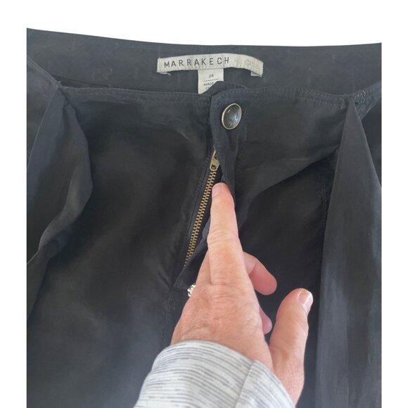 Marrakech Teri Tie Waist Cupro Silk Jogger‎ Pants Black Snap Cuffs Size 29 Chic - Picture 6 of 14